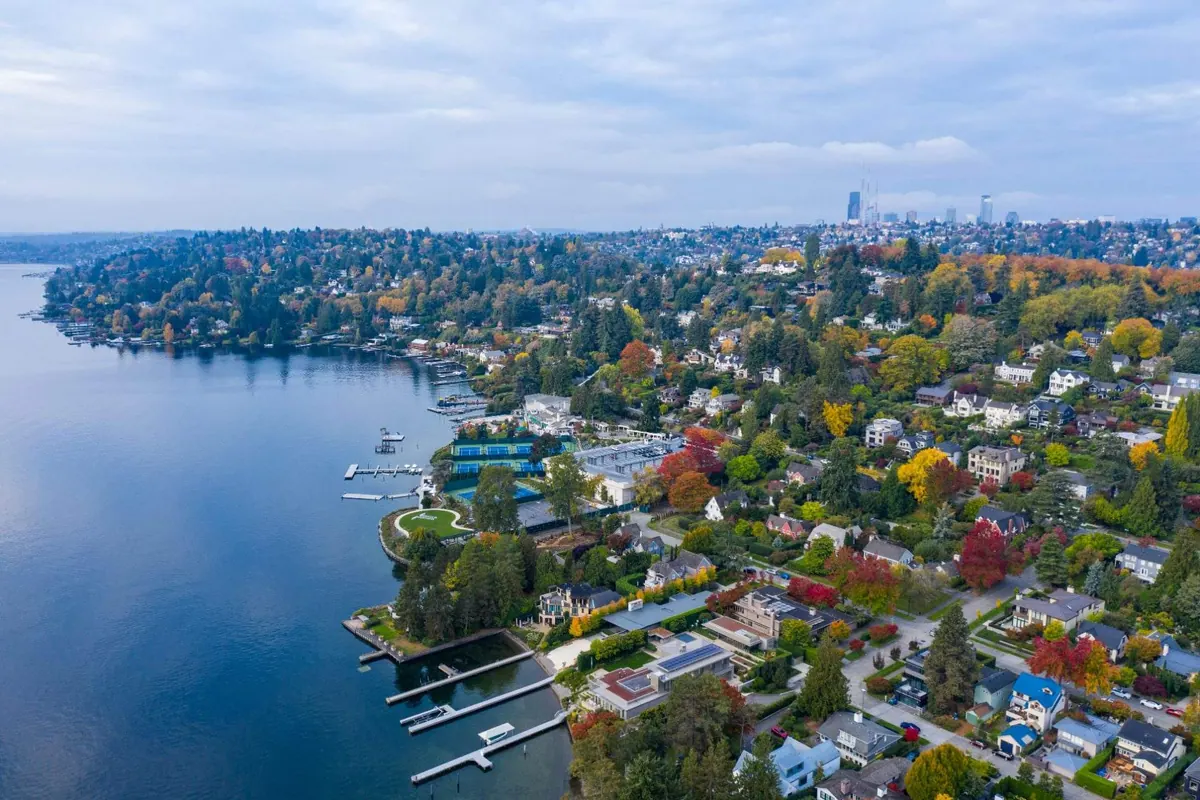 Photographic view of Madison Park